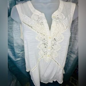 American Eagle Outfitters Boho White Sleeveless Flowy Shirt - Medium